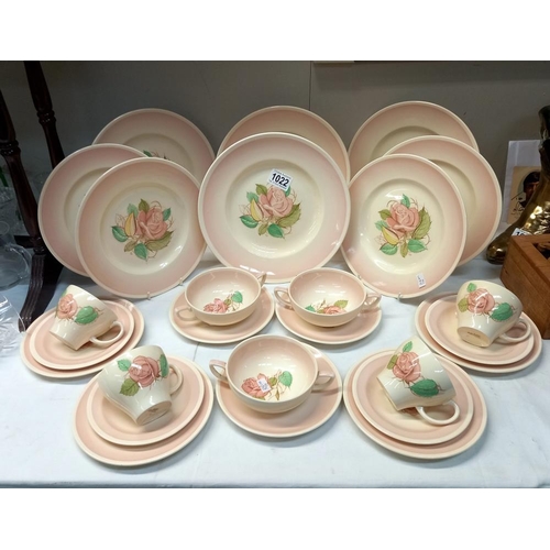 1022 - A Susie Cooper Patricia Rose tea set & other Patricia Rose items COLLECT ONLY