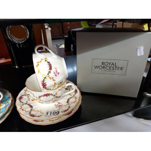 1109 - 2 boxed Royal Worcester sets of 2 cups and saucers