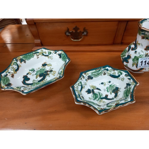 1141 - 4 pieces of Mason's 'Chartreuse' pottery