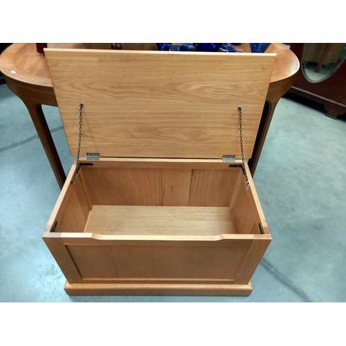 1279 - A modern solid oak blanket box COLLECT ONLY