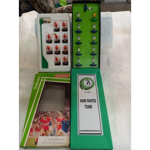 80 - A large collection of vintage Subbuteo table football teams and accessories etc including soccer 3d,... 