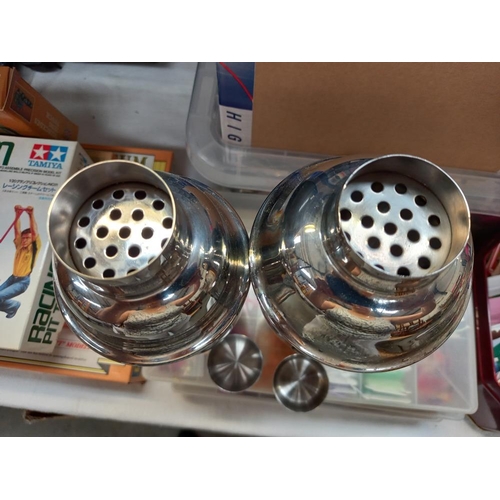 132 - 2 stainless steel cocktail shakers