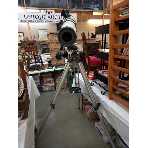 85 - A large Meade telescope COLLECT ONLY