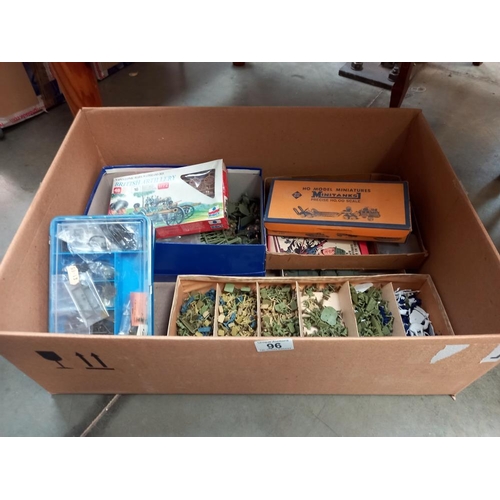 96 - A large box of plastic soldiers and military vehicles