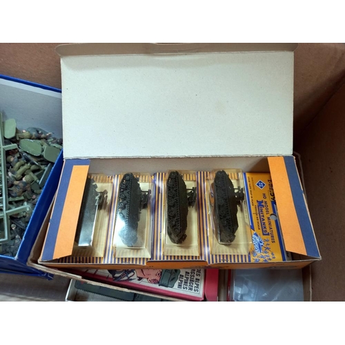 96 - A large box of plastic soldiers and military vehicles