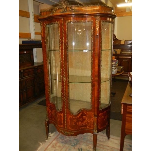 1667 - A superb quality ormolu mounted etegere/display cabinet, COLLECT ONLY.