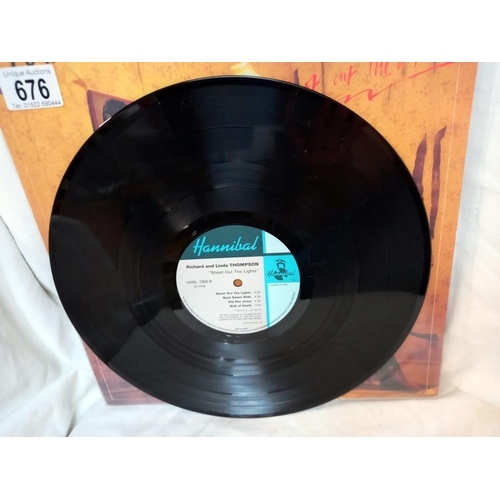 676 - Richard & Linda Thompson, Shoot out the Lights, 1982, HNBL 1303, Folk Rock, Excellent Condition