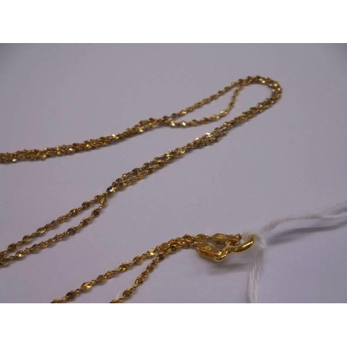 1008 - A gold plate on silver neck chain, 76 cm long, 4.2 grams. Marked 925 Italy.