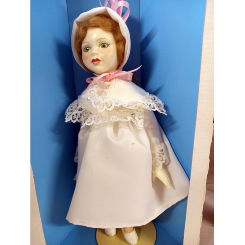 27 - 2 Royal Doulton boxed Kate Greenaway dolls, big sister DN18 and small sister DN19