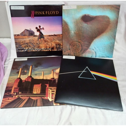 844 - 10 Pink Floyd albums & 1 David Gilmour album, RCM grade very good, covers used & 3 x 12