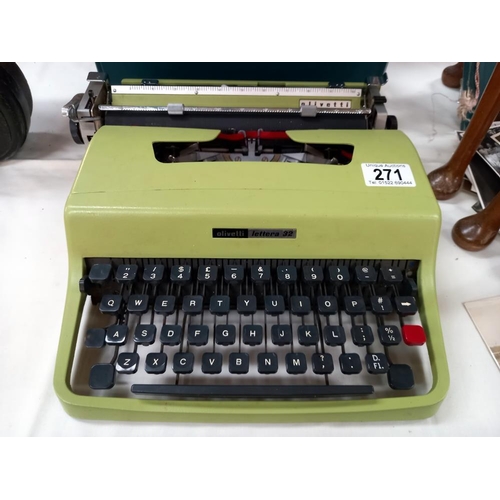 271 - A vintage Olivetti letters 32 typewriter