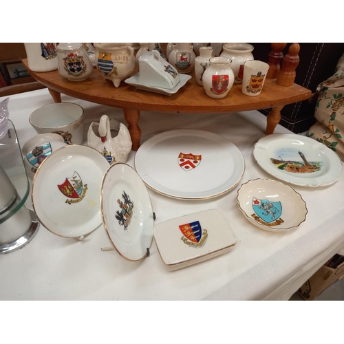 319 - A good selection of crested china including Arcadian, Shelley and Goss