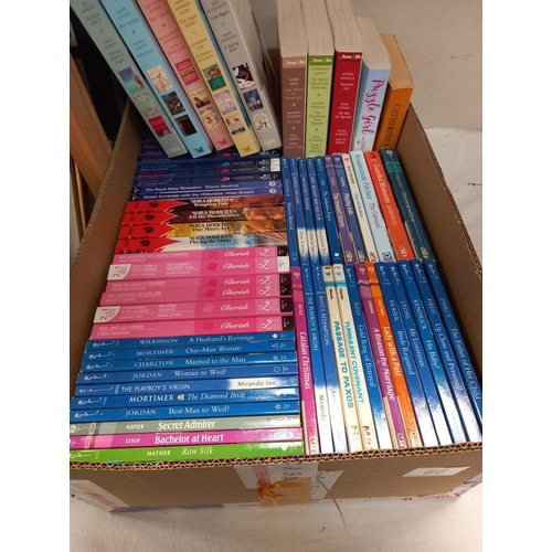 66 - A good lot of Mills & Boon paperback books & other books COLLECT ONLY