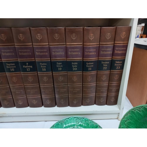 164 - An Encyclopedia Britanica 200th Anniversary edition 23 volumes & index