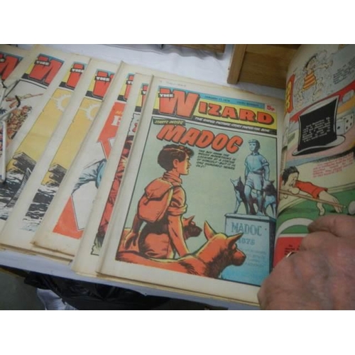 565 - A good lot of 1970's Wizard, Hotspur comics etc.,