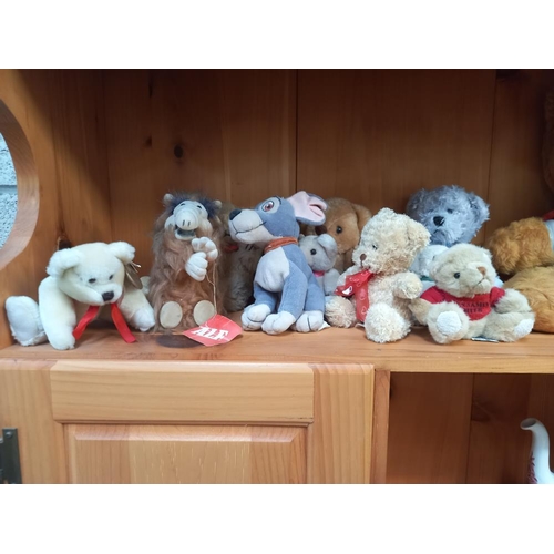 285 - A quantity of soft toys