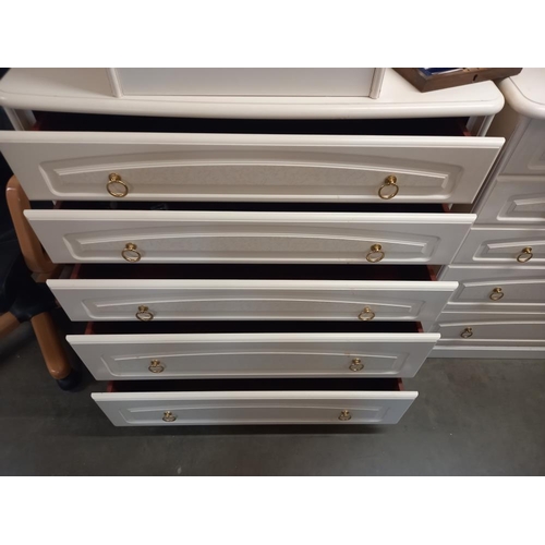 295 - A pair of bedside chests and 2 chest of drawers COLLECT ONLY