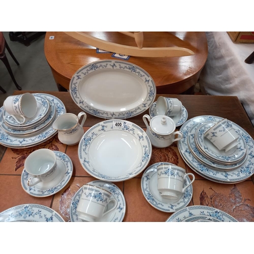 400 - A Japanese Yamasen blue floral dinner service COLLECT ONLY