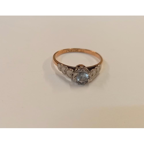 1060A - A vintage white stone set ring shoulders set with hearts in 9ct gold