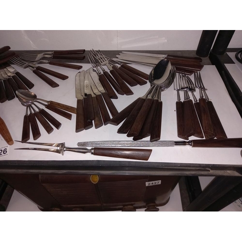 2426 - A good lot of matching cutlery including cake slice & forks COLLECT ONLY