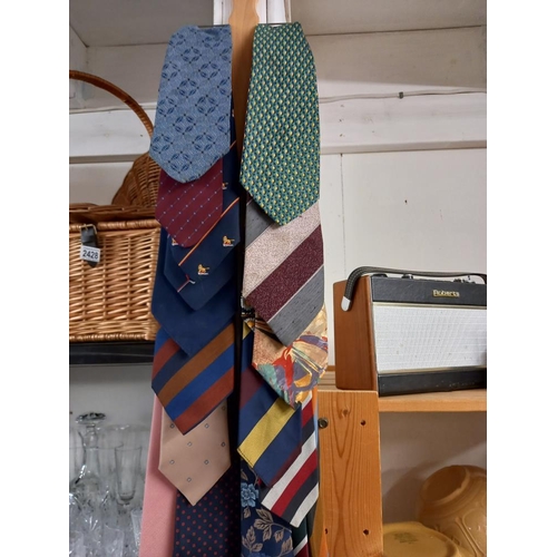 2433 - A good lot of men's neck ties including Jaeger, Stefano Ricci & Harrods & including some new