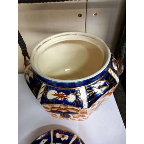 2464 - An octagon pottery Imari pattern biscuit barrel & a Coalport Blue Willow ginger jar COLLECT ONLY