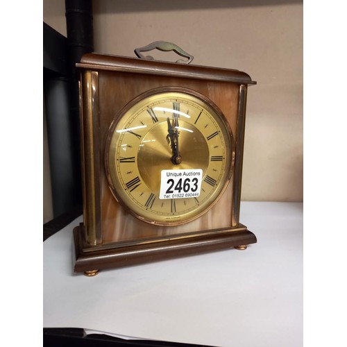 2463 - A vintage metamec mantle clock