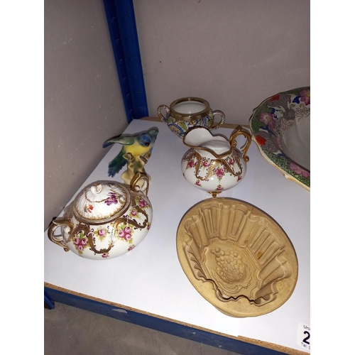 2521 - A quantity of 19th century & later ceramics including jelly moulds, large Masons bowl & posy bowls e... 