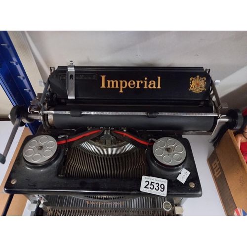 2539 - An antique Imperial typewriter COLLECT ONLY