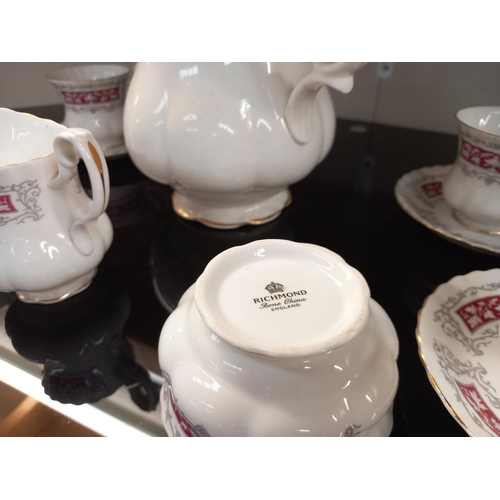 30 - A Richmond bone china tea set COLLECT ONLY