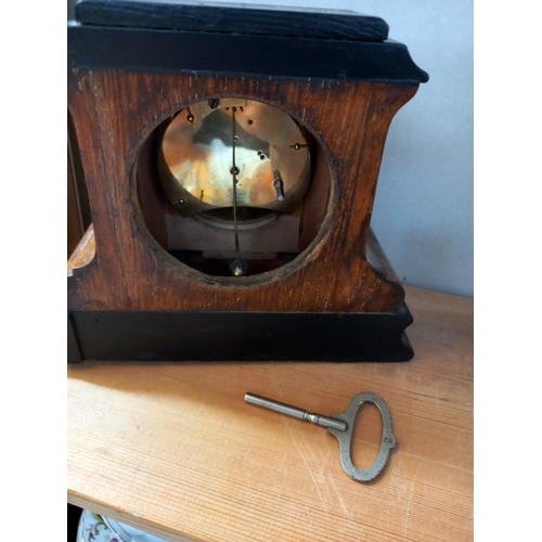 8 - A small French mantle clock