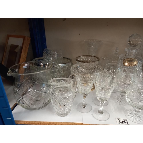 2543 - A large quantity of glass & crystal including decanters COLLECT ONLY