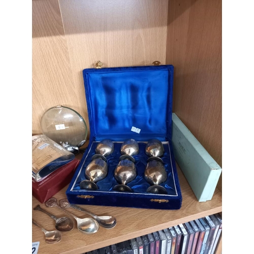 2562 - A boxed 1996 Jackson pewter hip flask & silver plated goblet sets etc.