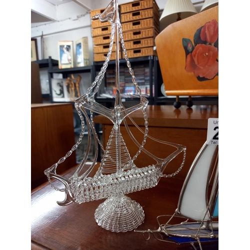 2585 - A handmade filigree glass boat & others COLLECT ONLY