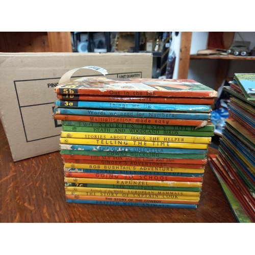 2601 - A quantity of vintage Ladybird books