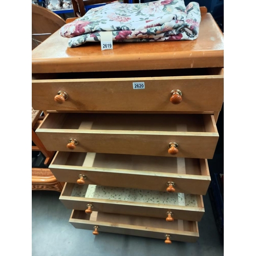 2620 - A mid 20th century oak chest of drawers, COLLECT ONLY.