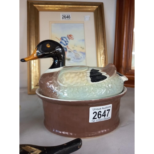 2647 - A vintage French pottery duck tureen A/F and 1 wood, 1 resin and pottery duck ornament , Collect Onl... 