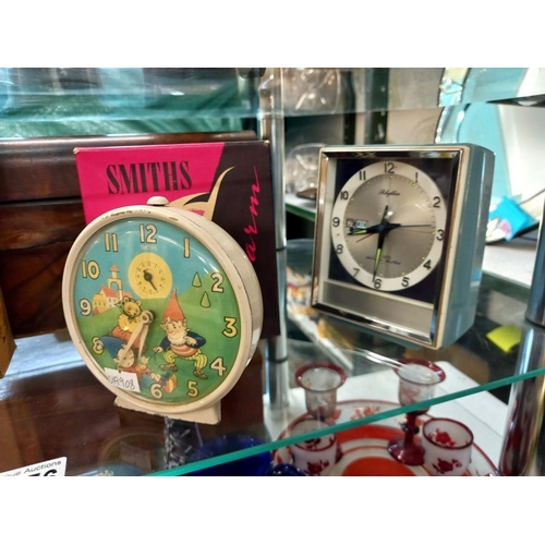 2656 - A boxed Vintage Smiths Noddy alarm clock and boxed googly eye dog clock etc, Collect Only