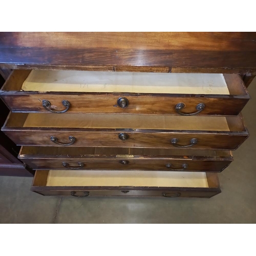 2891 - A 4 drawer bureau collect only