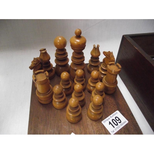 109 - A 19/20c boxwood chess set unweighted