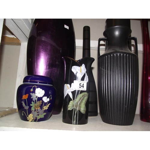 154 - A mixed lot of vases COLLECT ONLY