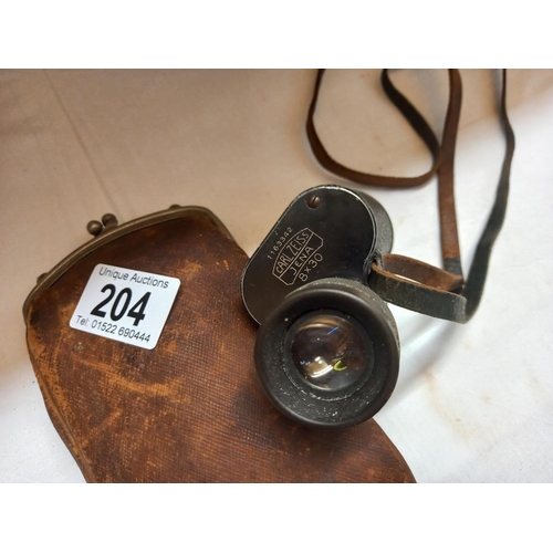 204 - An old Carl Zeiss Jena binoculars 8 x 30  1163342, lenses clear