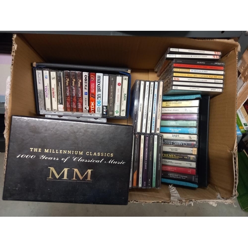 306 - A good quantity of music CDs and cassettes Collect only