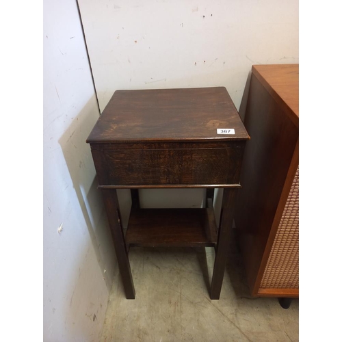 387 - A 1930/50'S oak work box. COLLECT ONLY.