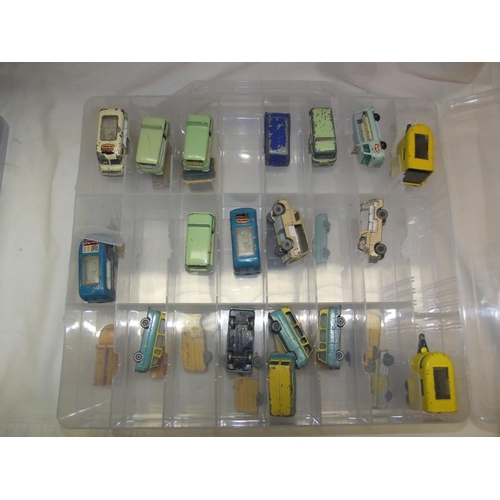 1023 - 5 collectors cases of diecast Lesney vehicles, mostly in good condition