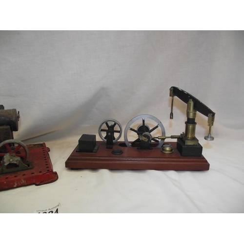 1024 - A vintage Mamod stationary engine and 1 other item