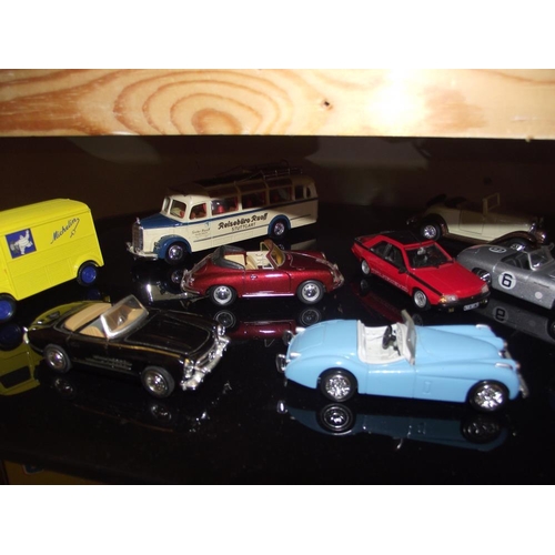 1045 - A quantity of mixed diecast including road signature, Matchbox, Dinky etc