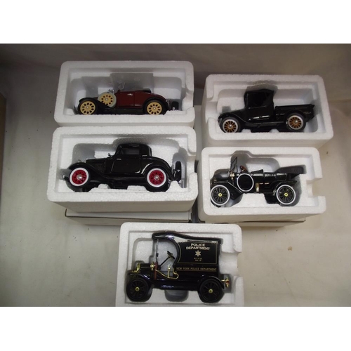 1062 - 10 boxed National motor museum mint diecast 1930's cars with 7 certificates