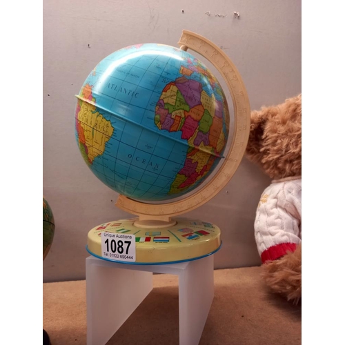 1087 - 2 vintage tin globes