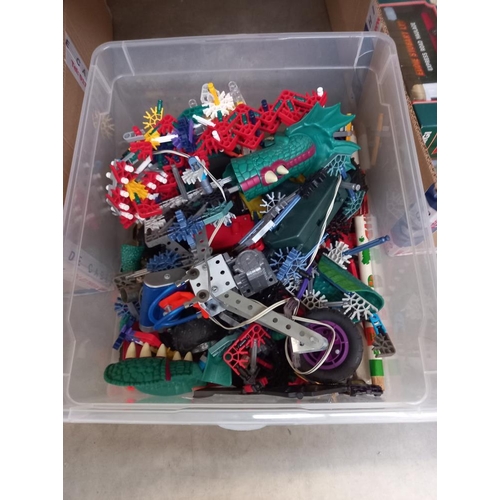 1126 - A box of mixed toys including K-Nex, Meccano etc